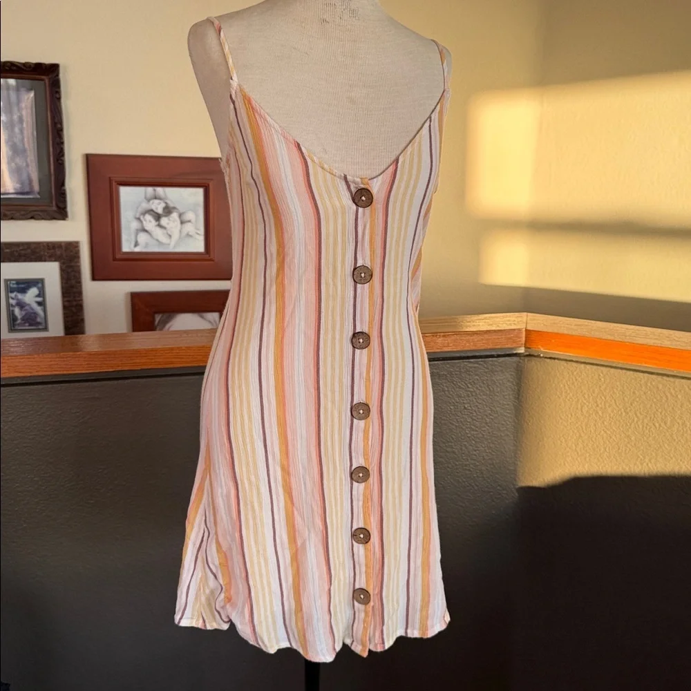 Billabong Striped Lightweight dress - Peach & Cream striped wood buttons small - Picture 8 of 8